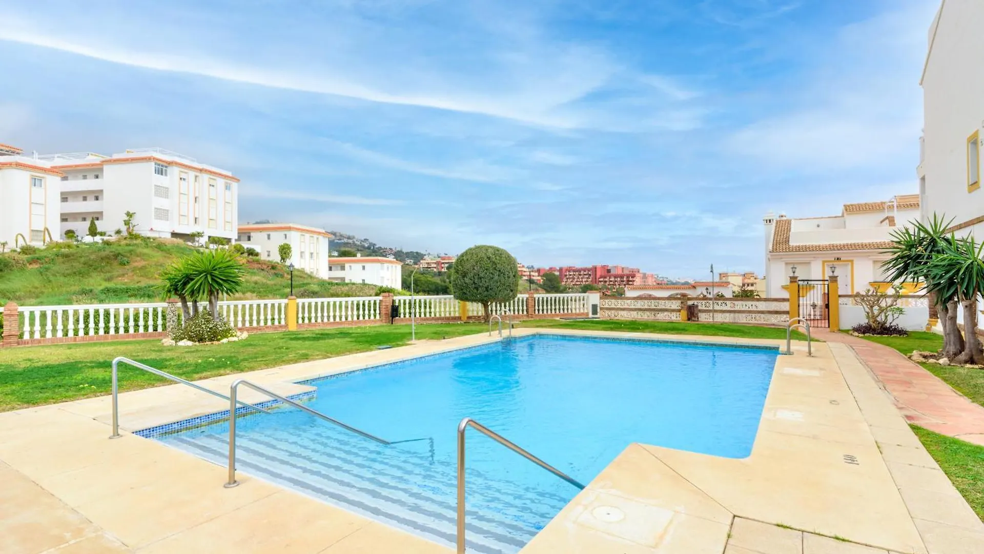 Balcon De Benalmadena Apartment